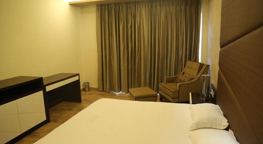 Hardys World, Ludhiana 5